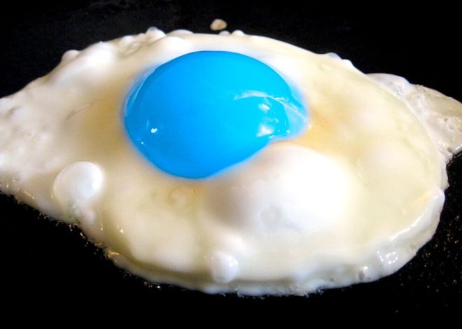 Ya tenemos una medida para determinar si es más rápida la IA o un editor humano: huevos fritos con yemas azules